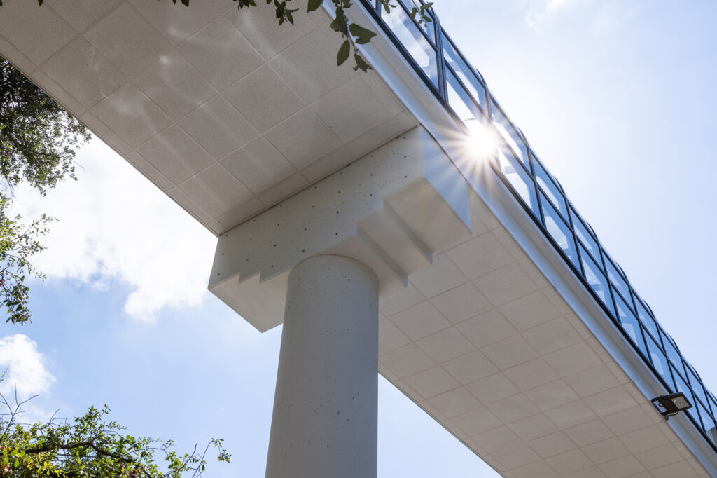 Bilt Marketing captured this photo of Methodist Hospital Specialty and Transplant in San Antonio, Texas. BILT Marketing completed this project for J.E. Travis Painting. 